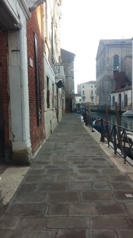 Good Wine Apartments Venise